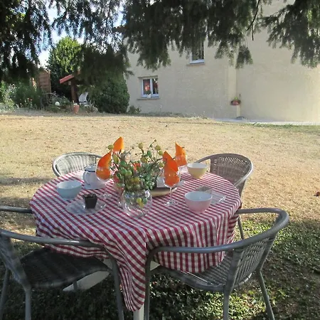 Guest house La Tour Aux Tilleuls