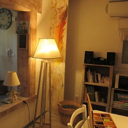 La Tour Aux Tilleuls Guest house Lorlanges